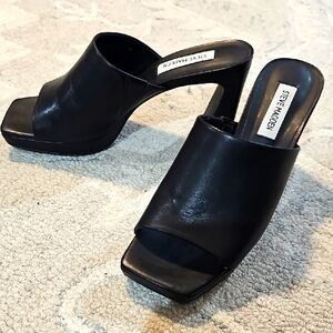 Steve Madden Black Dedicate Women's Heels sz 7